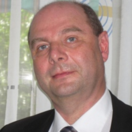 Auf dem Bild sehen Sie Mag. Dr. Bernhard Wolkerstorfer, GIWOG, Leitung Personal